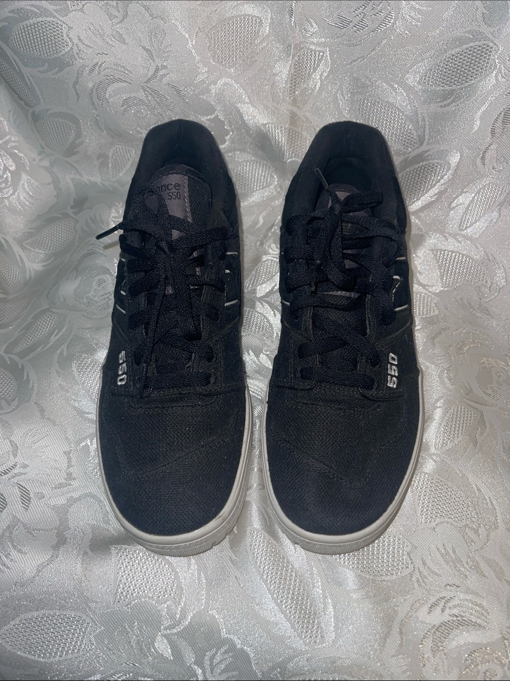 New Balance Men’s Black Low-Top Sneakers with White Sole